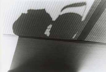 Theresa Hak Kyung Cha, Exilée, 1980, 8mm film and video installation, sound, 43min. Online Archive of California.
